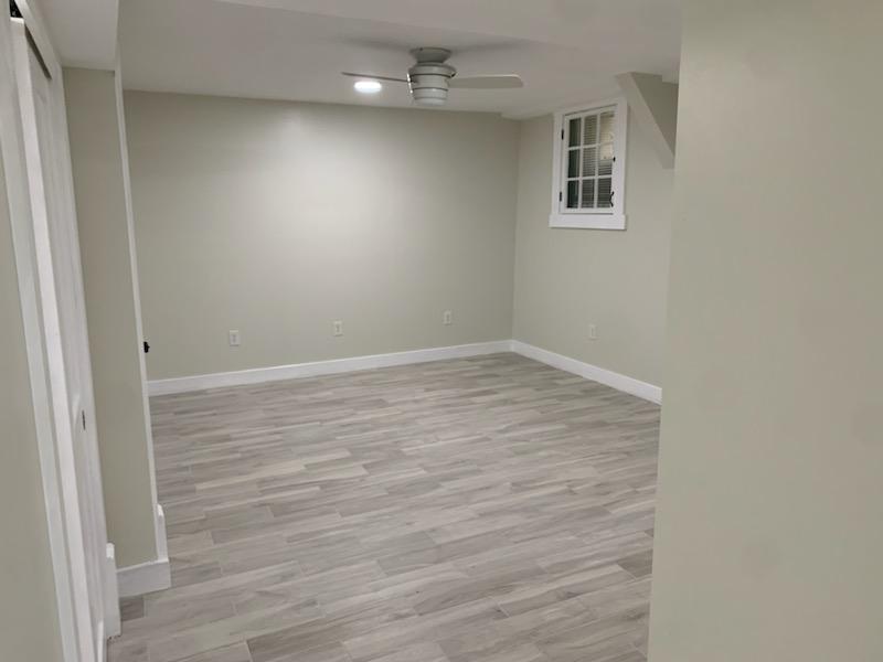 A room in apartment 6 at 1264 Cherokee Road