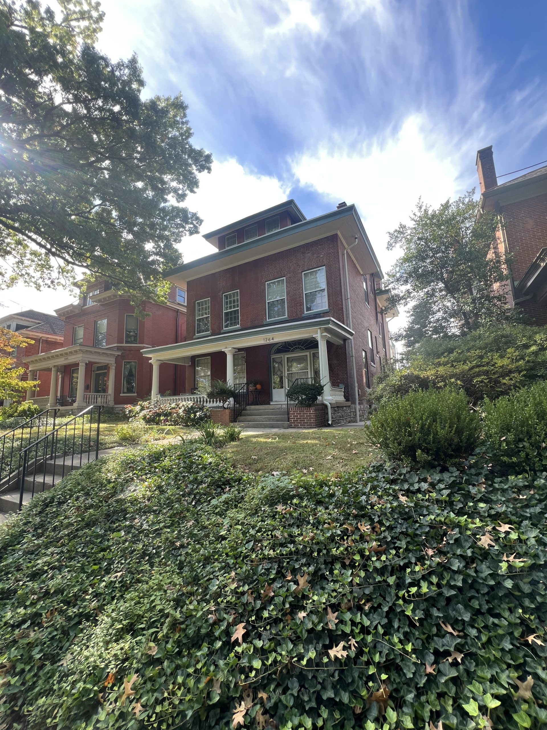 Another angle of 1264 Cherokee Road